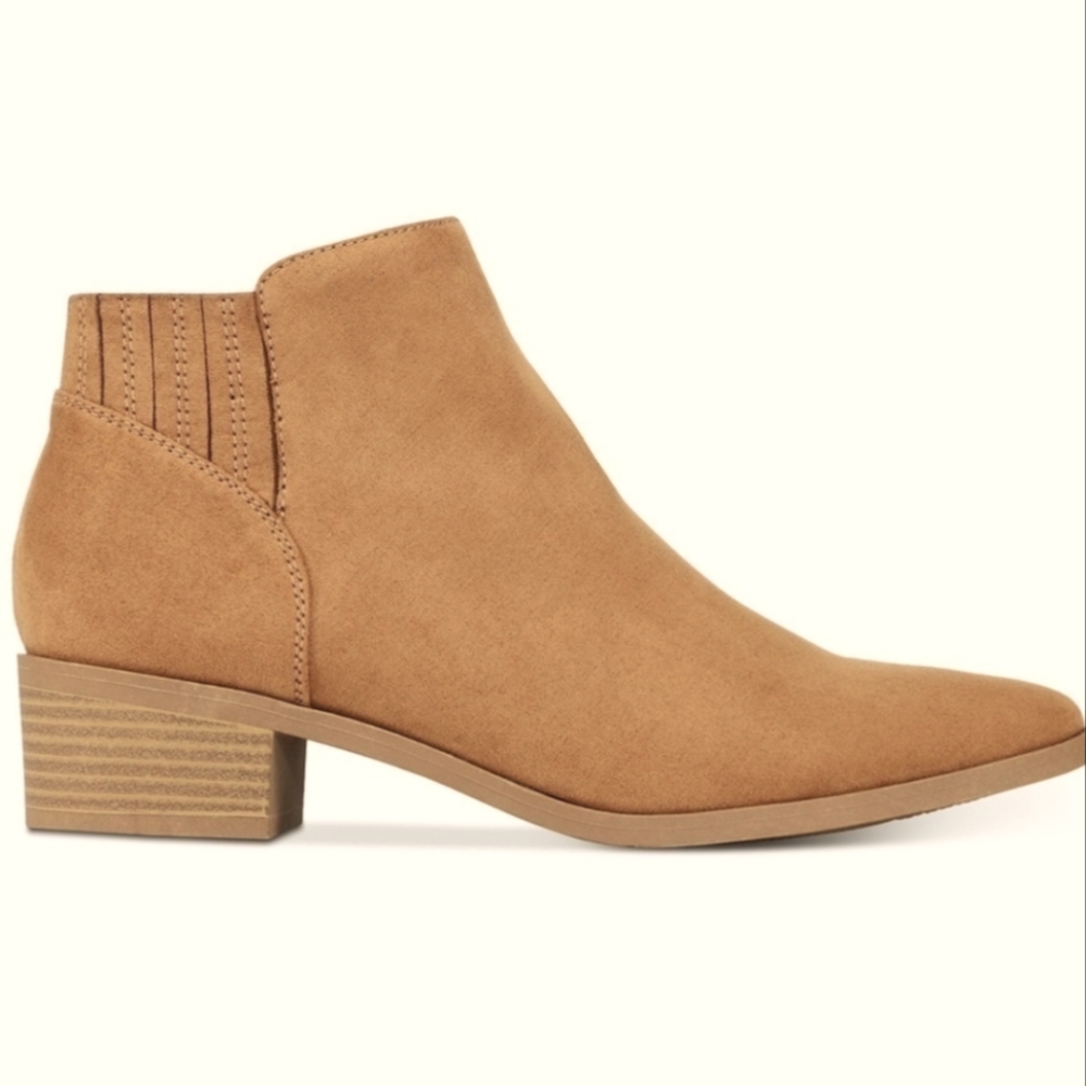 American Eagle Chelsea Brown Faux Suede Booties Size 6.5